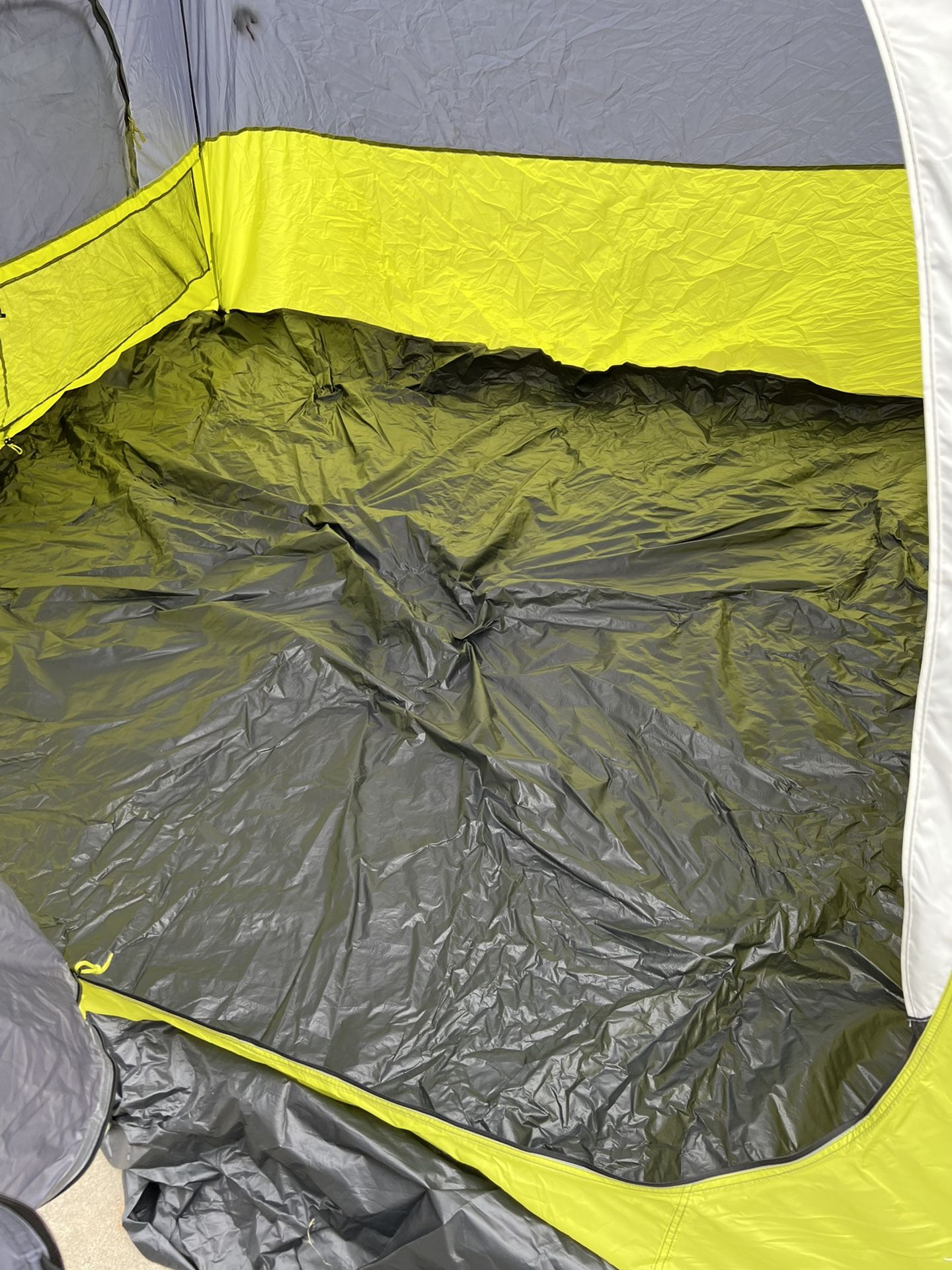 CORE INSTANT CABIN TENT 6 PERSONS Sports & Outdoors