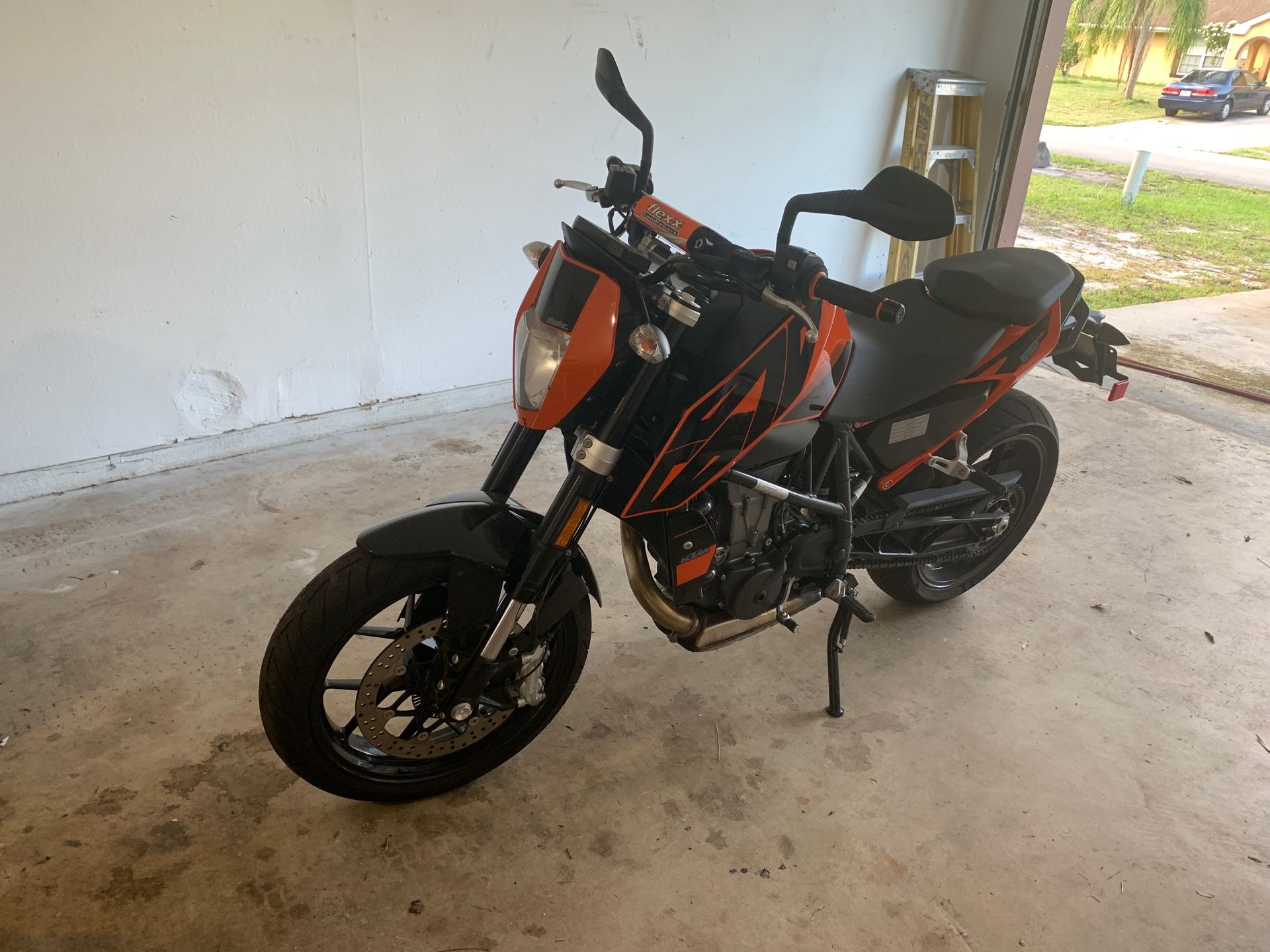 2017 KTM Duke 690