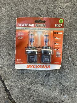 Sylvania 9007 SilverStar Ultra Halogen Headlight Bulb, Pack of 2.