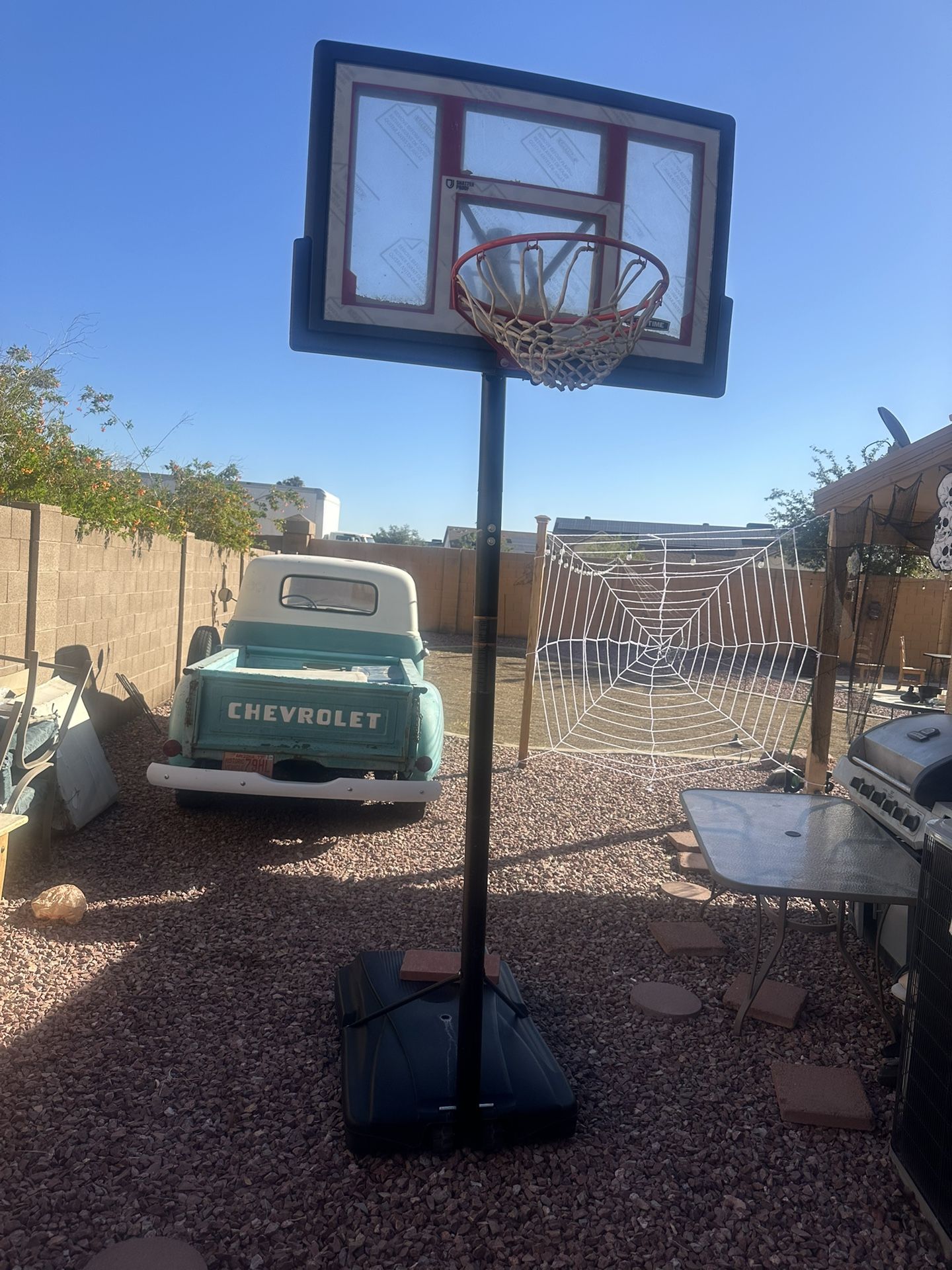  Basketball Hoop