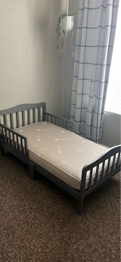 Gray Toddler Bed with Mattress