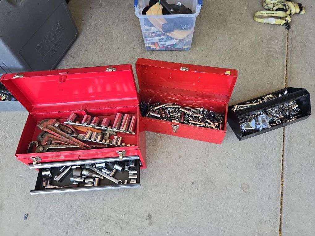 CRAFTSMAN TOOL BOXES WITH TOOLS