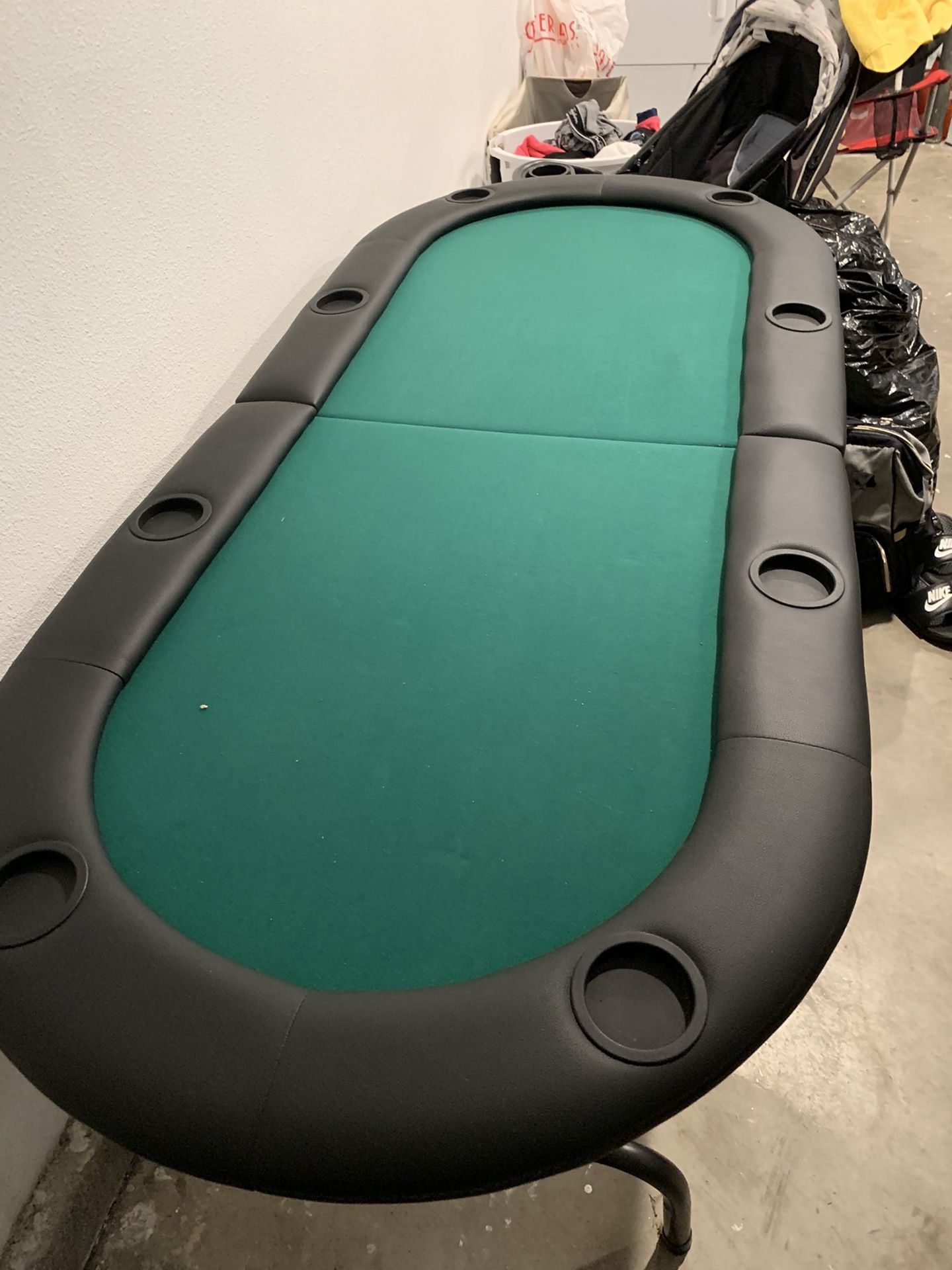 Poker Table