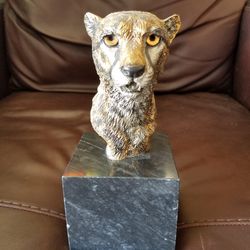 "Savannah Prince" cheetah by Kitty Cantrell Legends Studios Fine Art Sculptures