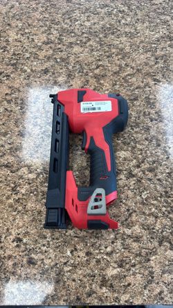 Tools stapler Milwaukee 2448-20