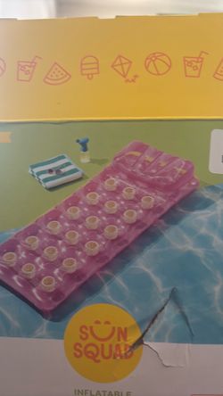 Inflatable pocket lounge