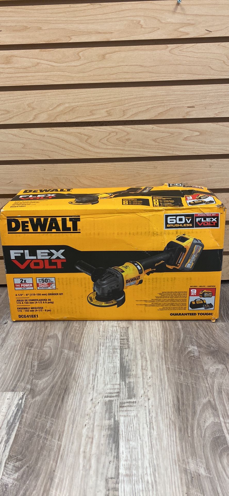 Dewalt Flexvolt 60v brushless with 9 ah battery and charger