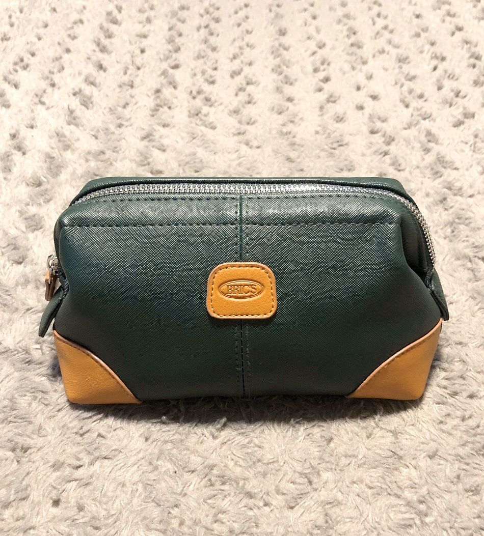 New! BRIC’S Toiletry Bag Brand New! Never used perfect for on the go. Color green leather. Measurements approximately 8 long, & 4 1/2 high