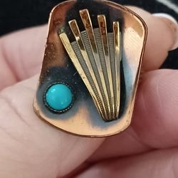 Vtg .COPPER & BRASS TURQUOISE RING- SZ6-8