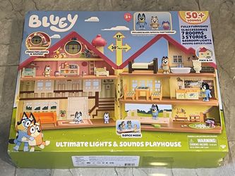 Bluey Ultimate Lights & Sounds Playhouse. NEW.   Toys kids play set