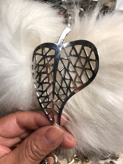 Leaves brooch