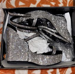 Cristal Heel  Size 7 Style Cosmo Black