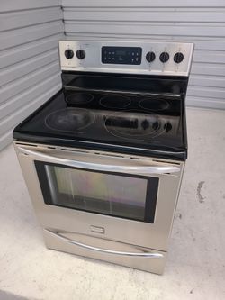 Frigidaire Gallery Stainless Steel Electric Range