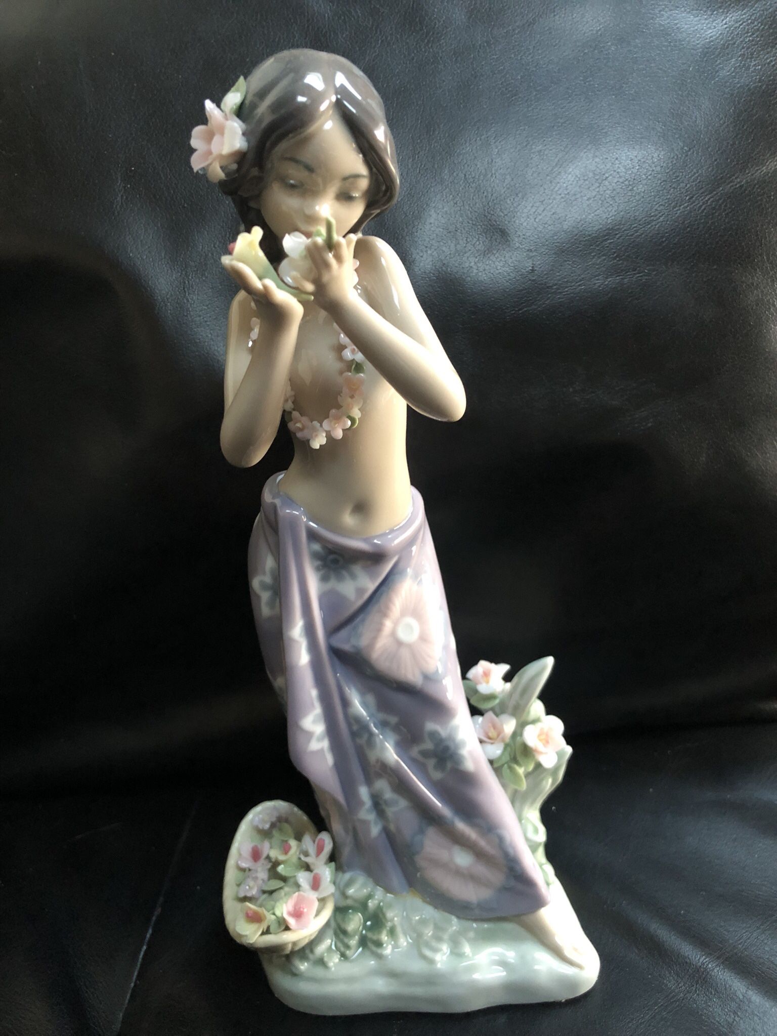 Lladro Aroma Of The Islands