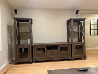 Tv/ Entertainment System Living Spaces 