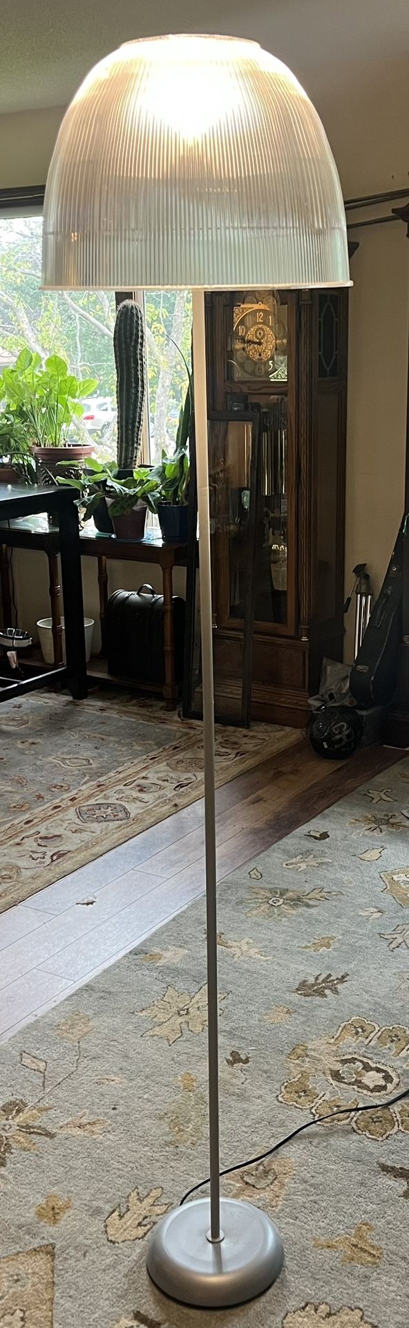 Modern Floor Lamp with Dome Lamp Shade