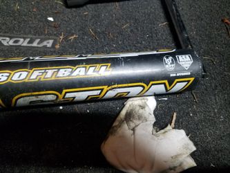 Easton Softball Bat !!