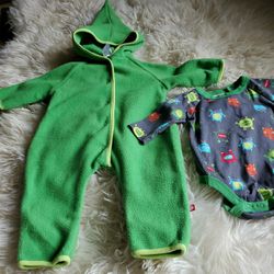 Zutano 2pc. Cozie Elf Suit &Long Sleeve Bodysuit-6m