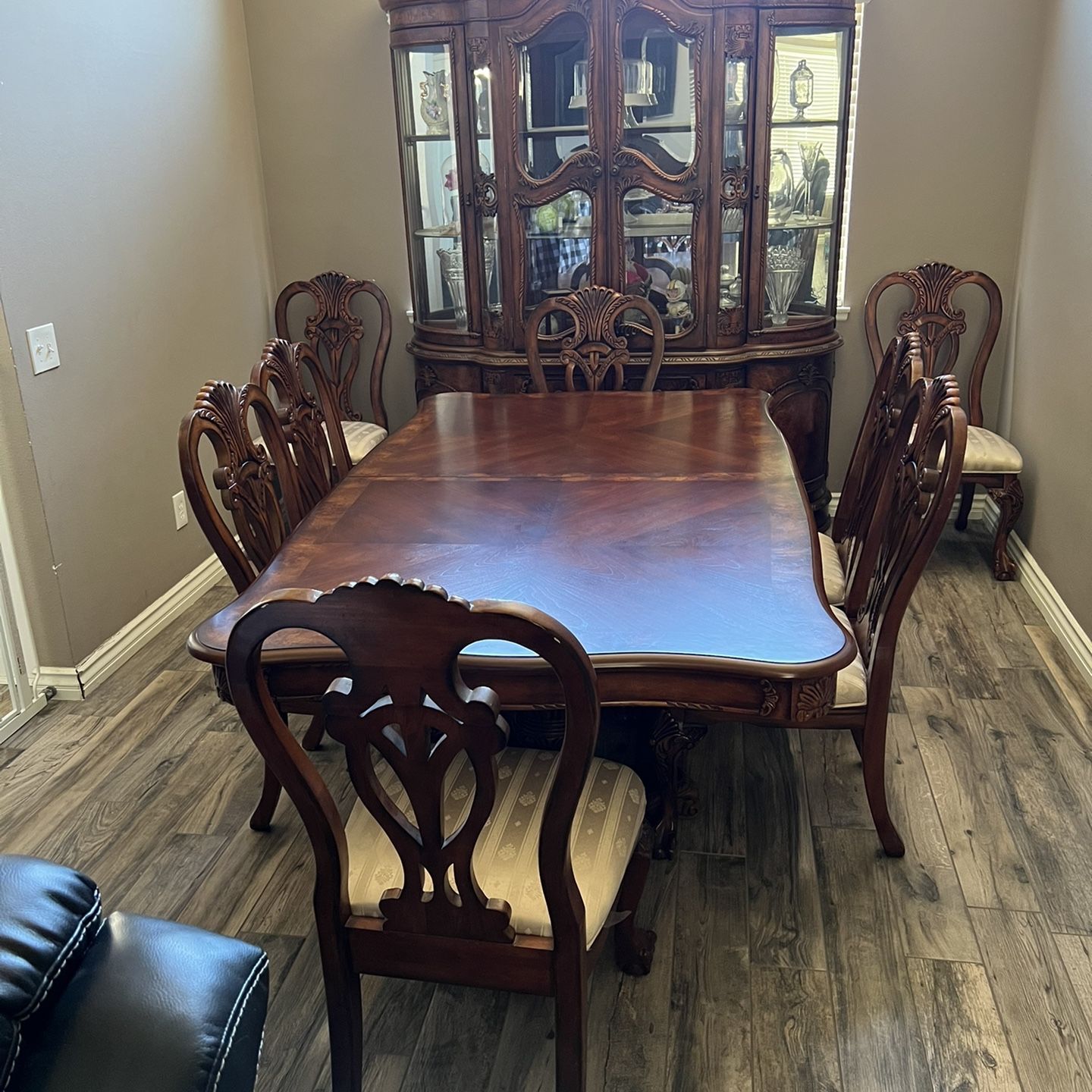 Dining Table And China Hutch