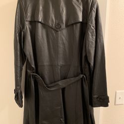 Beautiful New Leather Coat 