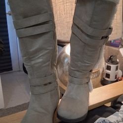 Cream Color Suede Women Boots Size 6