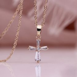 ROSE GOLD RELIGION CROSS NECKLACE