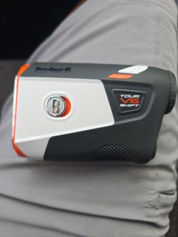 Bushnell golf range finder
