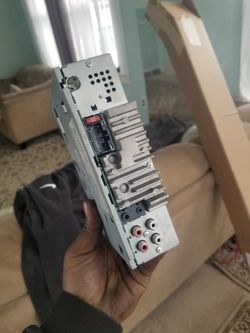 Pioneers head unit