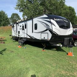2021 Heartland North Trail 33BUDS