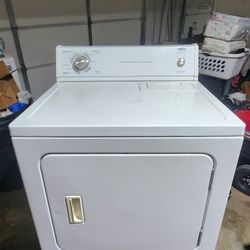 Inglis Gas Powered Dryer By Whirlpool Corporation 