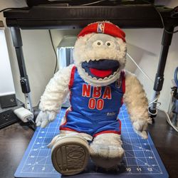 Build a Bear Bumble Abomindable Snowman 16" Plush Yeti Monster w/ NBA Outfit