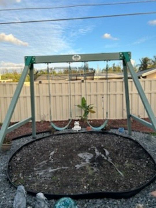 Backyard Discovery Swing Set