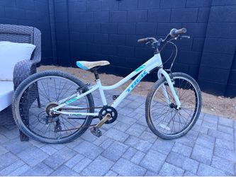 Kids Trek Precaliber bike 24”