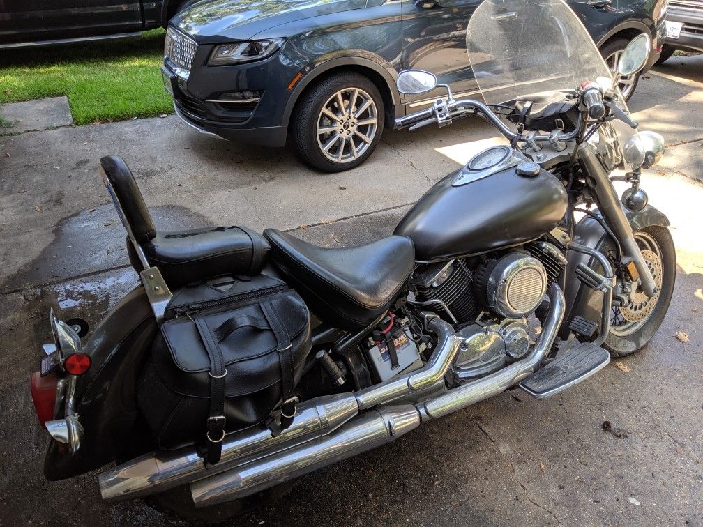 2000 Yamaha 1100 Classic needs work