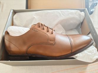 Bostonian Commonwealth Oxford casual dress shoes tan color