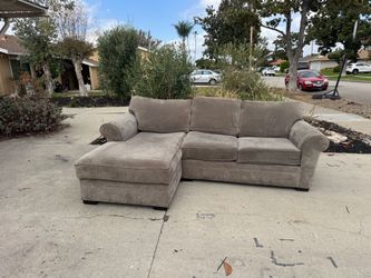 2pc Sectional Couch DELIVERY AVAILABLE