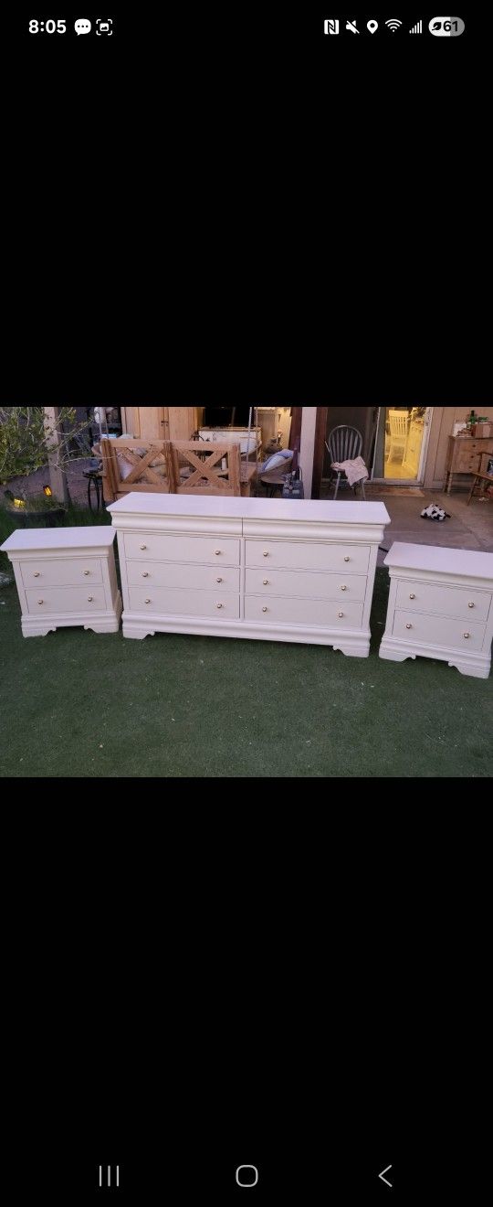 Bedroom Dresser Set