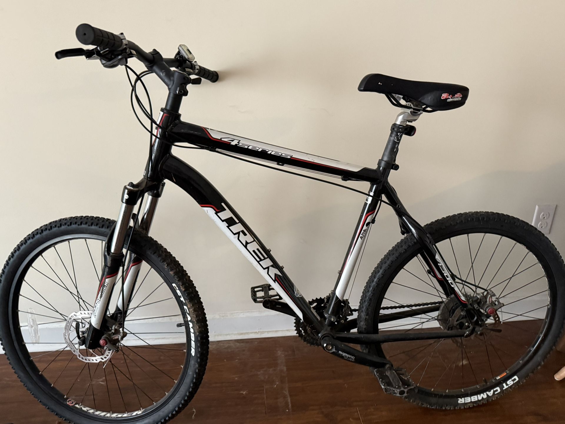 Trek 4 Series Mountain Bike 26 Inch