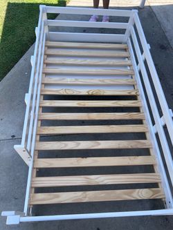 kids twin bed frame