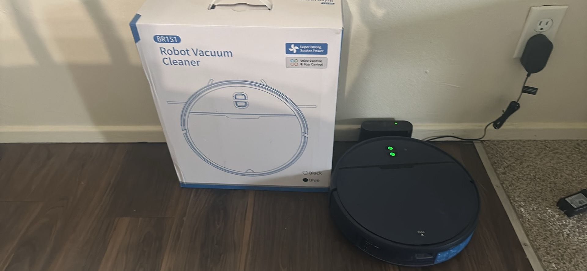 Robot vacuum cleaner & mop