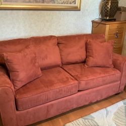 Sofa Bed Full Size With Airmattress Used A Handfull Of Times In Guest Room Ecxellent Conditioning Like Brand New