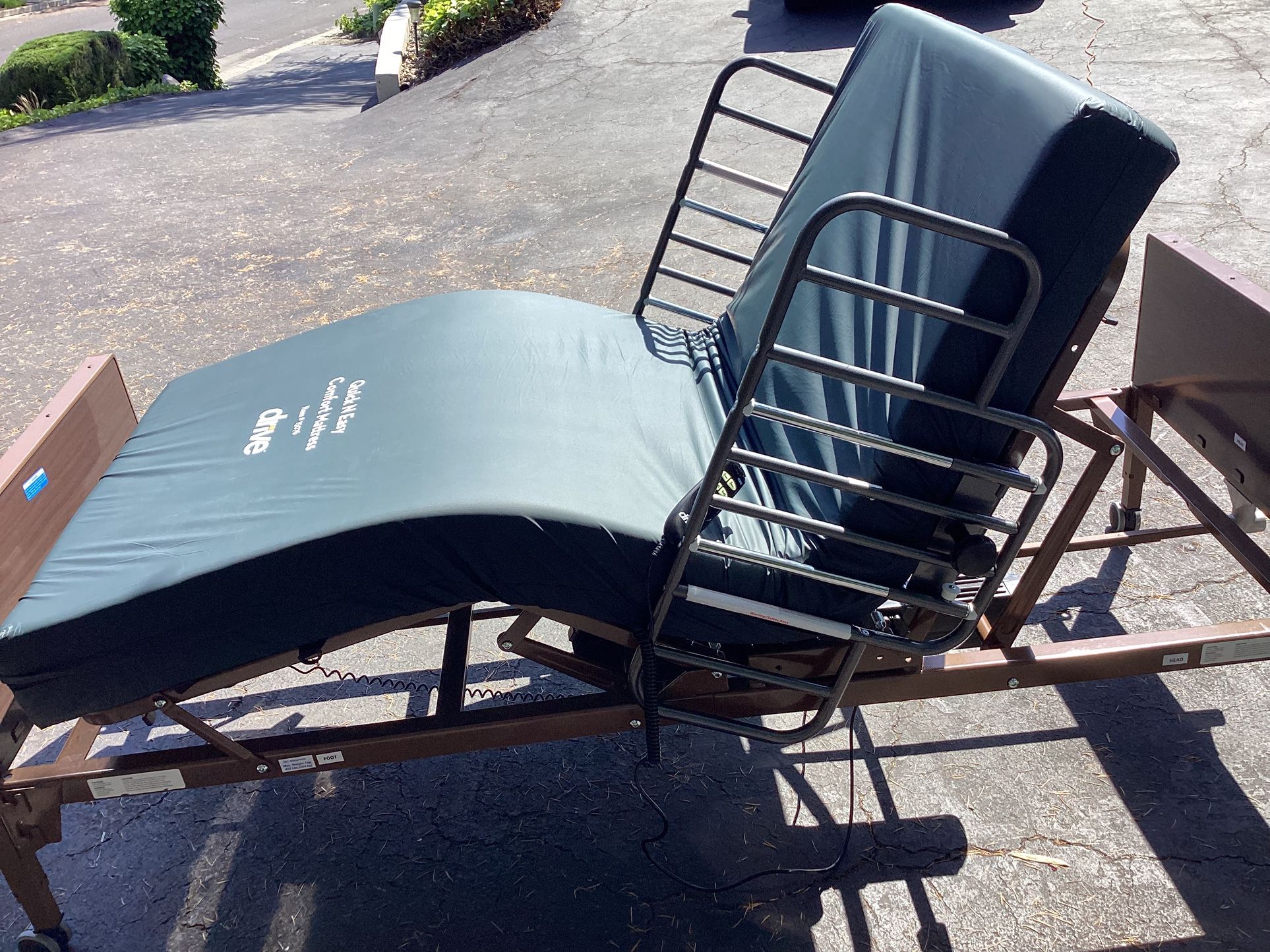 Adjustable Bed. ***WILL DELIVER AND SETUP***
