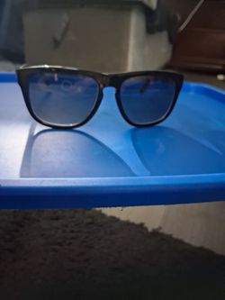 DOLCE & CABBANA UNISEX SUNGLASSES