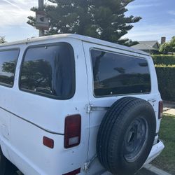 Van 1990
