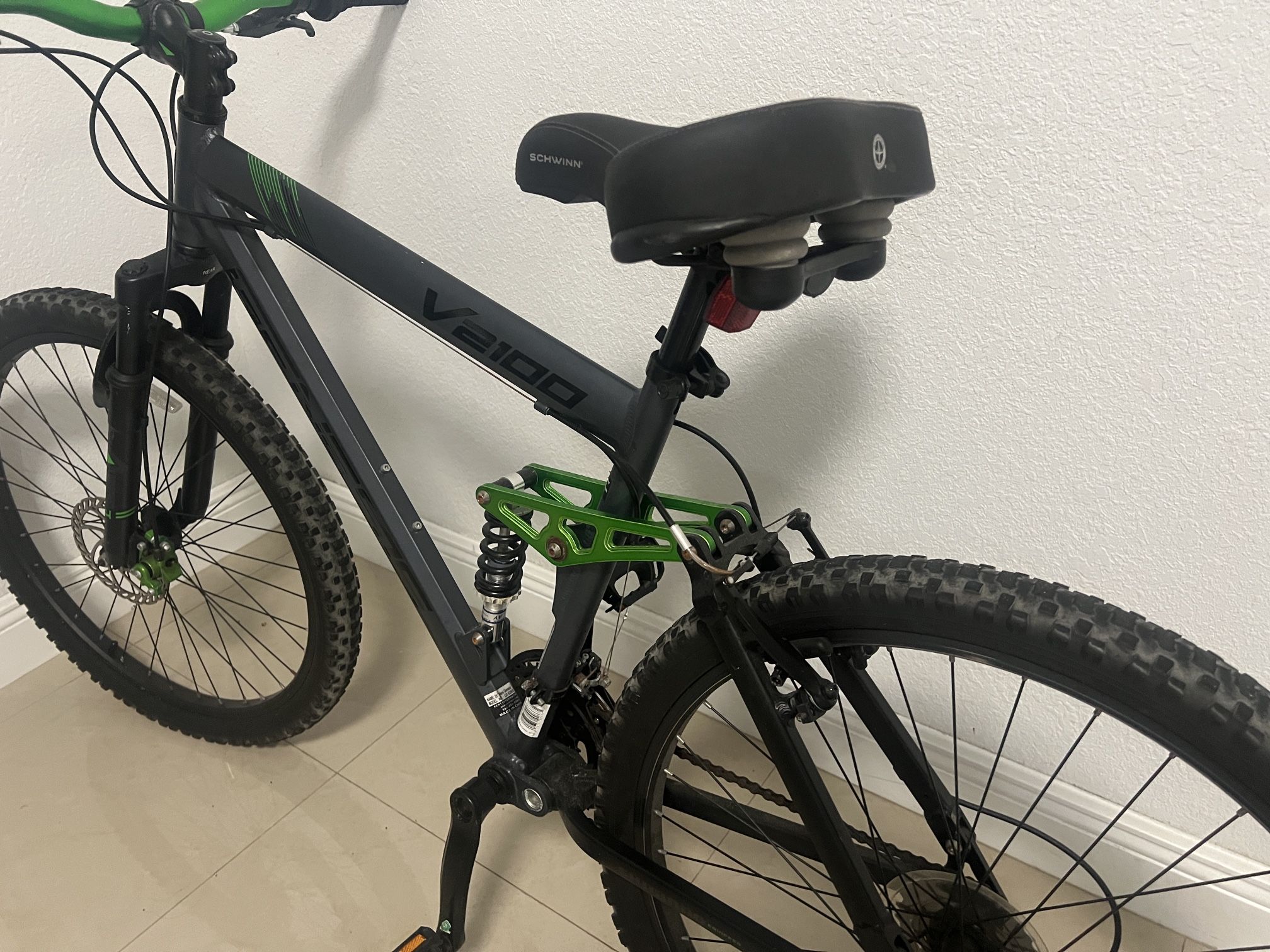 Schwinn genesis v2100 sale