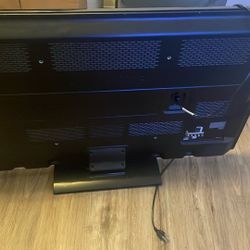 TV 51 Inch LCD