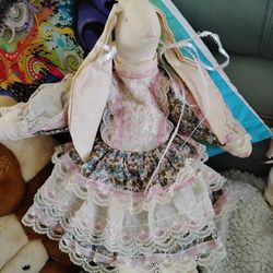 Victorian Bunny Large