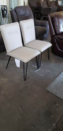 Set of two chairs