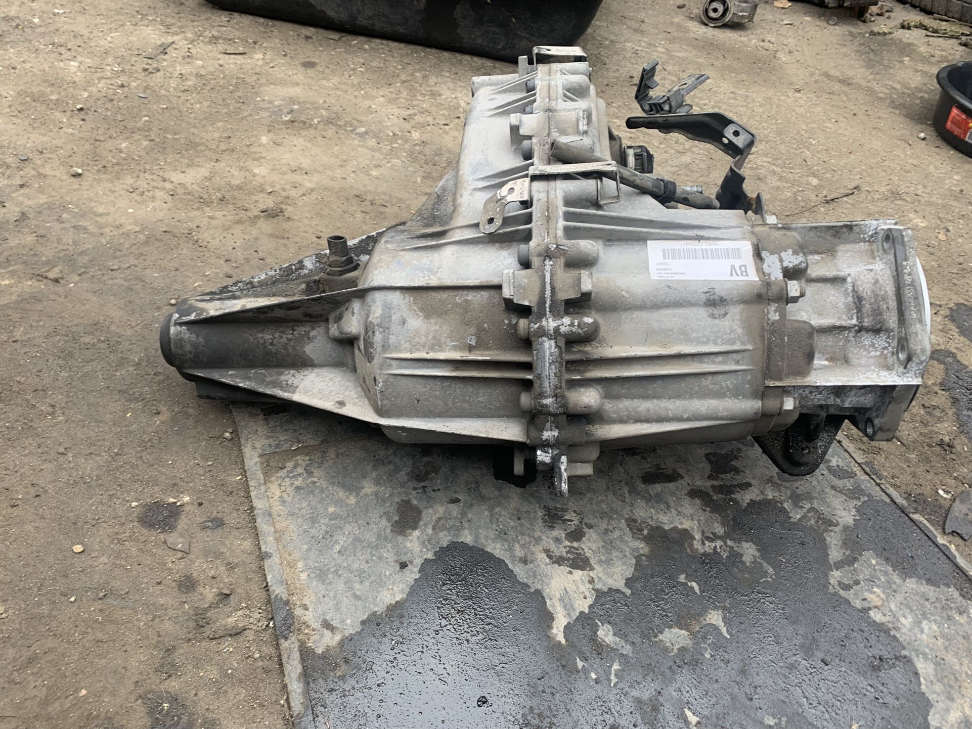 GMC/Chevy transfer case for Sale in Wilmington, CA OfferUp