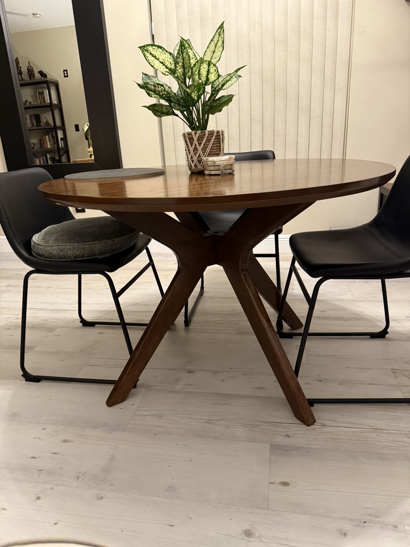 Round table - Does not come with chairs.